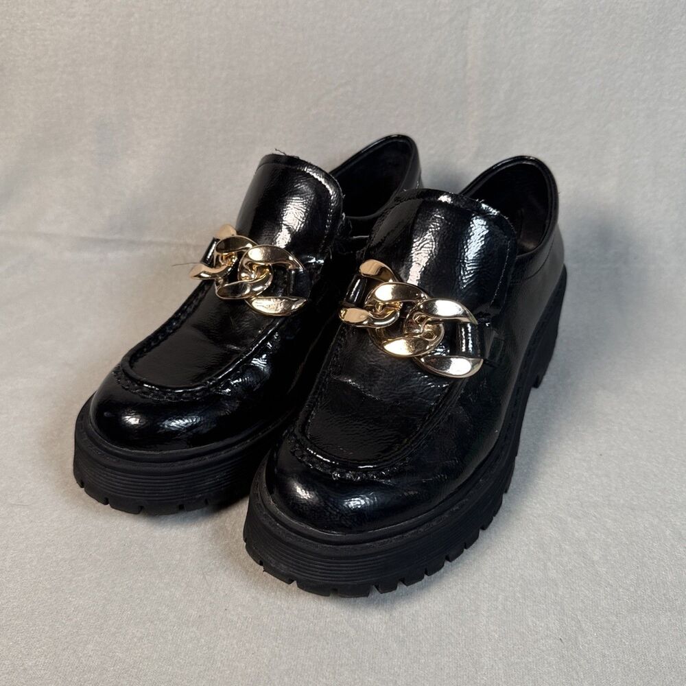 Steve Madden Gold Chain Lug Sole Black Patent Loafer’s Shoes 8 M Womens